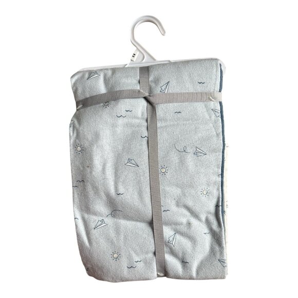 NWT 4 Pack Carters Receiving Baby Blankets Blue White Oeko Tex 40 x 30 Baby Gift - Picture 2 of 2